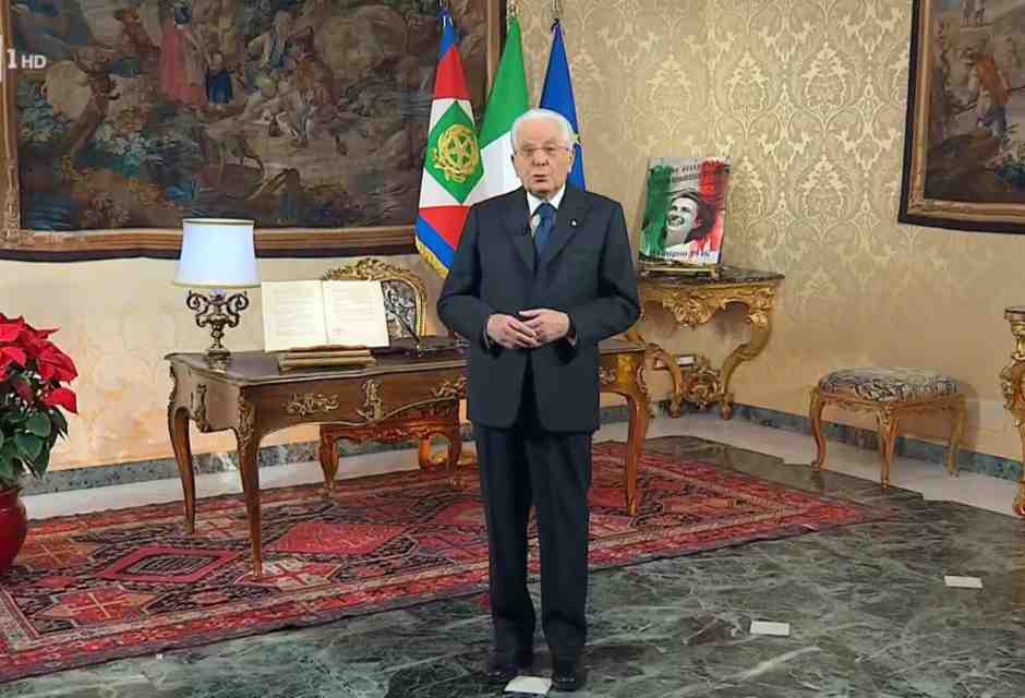 Le sberle di Sergio Mattarella ai finti pacifisti