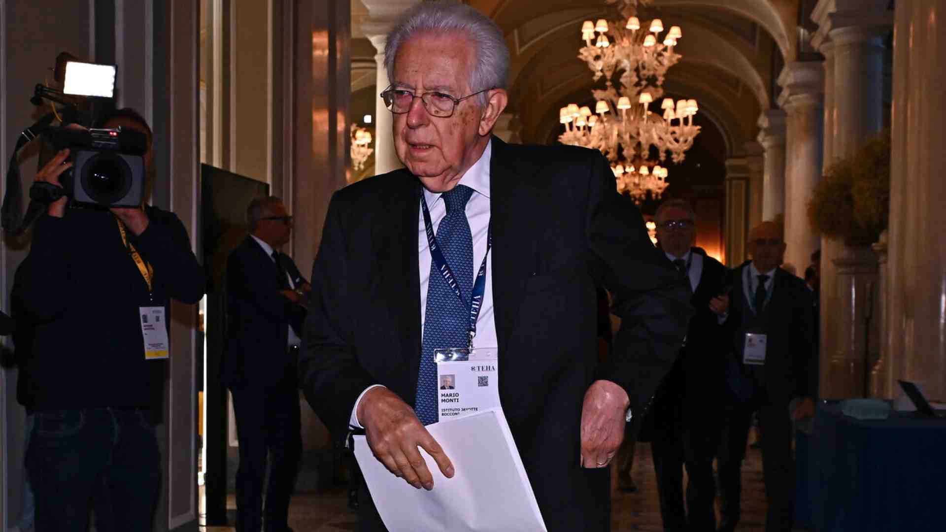 “Meloni potrebbe diventare la leader europea di una nuova fase dell’unificazione”, dice Mario Monti
