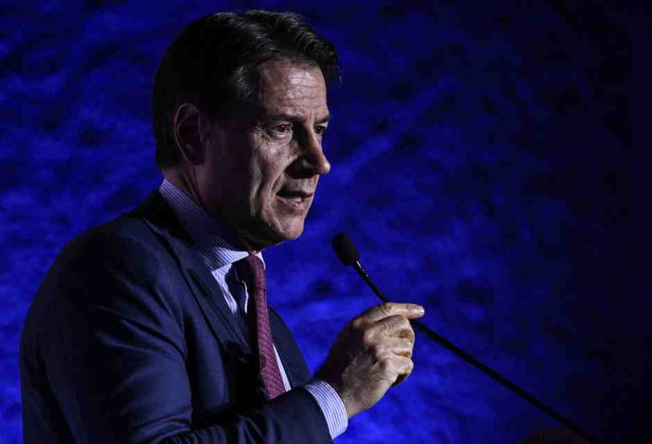 Sul decreto per Kyiv, Conte e Vannacci parlano la stessa lingua. Sponde e fronde