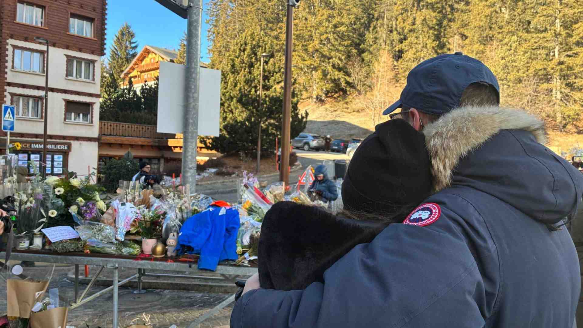 Dopo la strage di Crans-Montana, la procura del Canton Vallese viene accusata di eccesso di garantismo