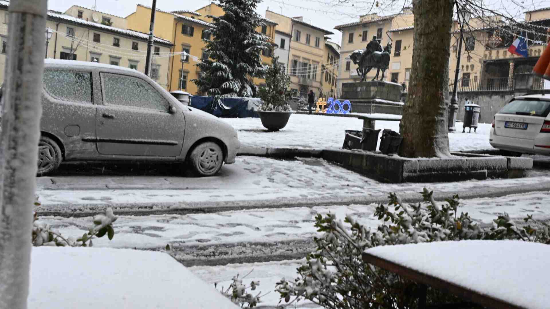 La neve dell’Epifania in Centro Italia sospende il rumore del mondo