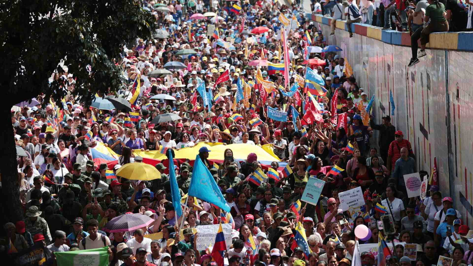 La transizione di potere a Caracas e la paura che blocca il paese