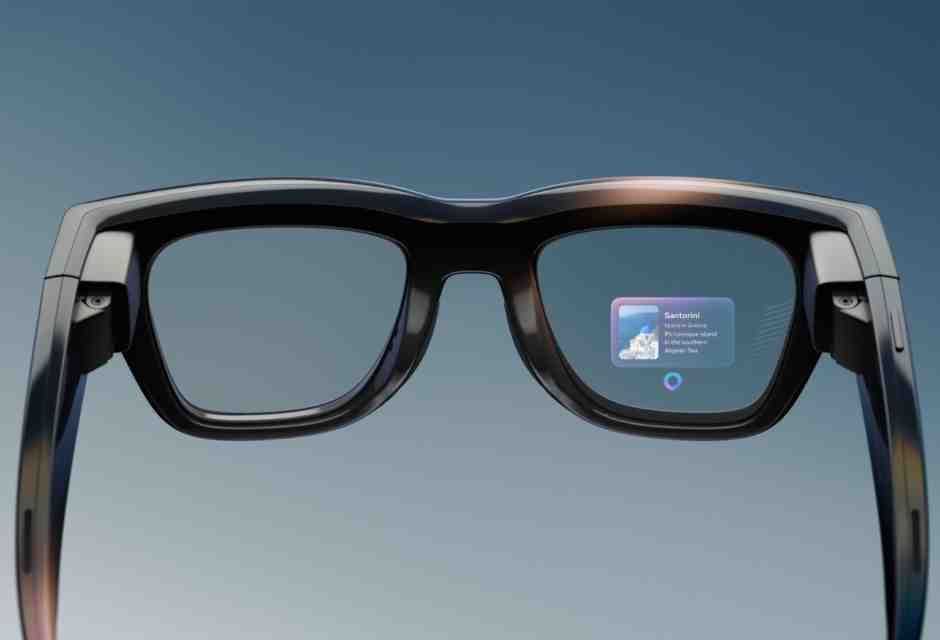 Smart glasses sold out: i Ray-Ban Display spiazzano Meta e Luxottica
