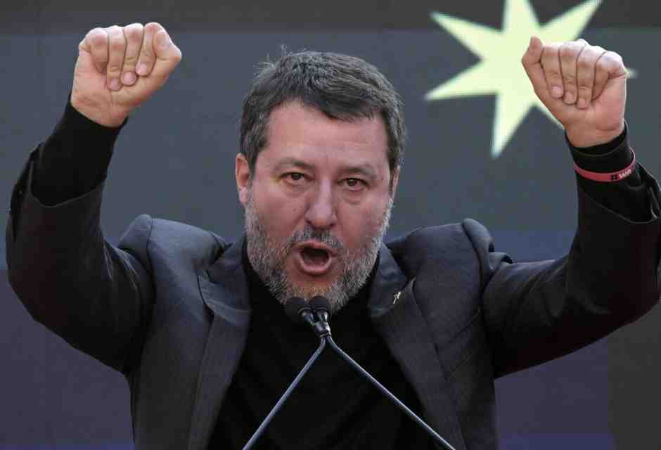 I reflussi di Salvini. Punta al Viminale e vuole norme severe sulla sicurezza. Così chiude al manifesto di Zaia