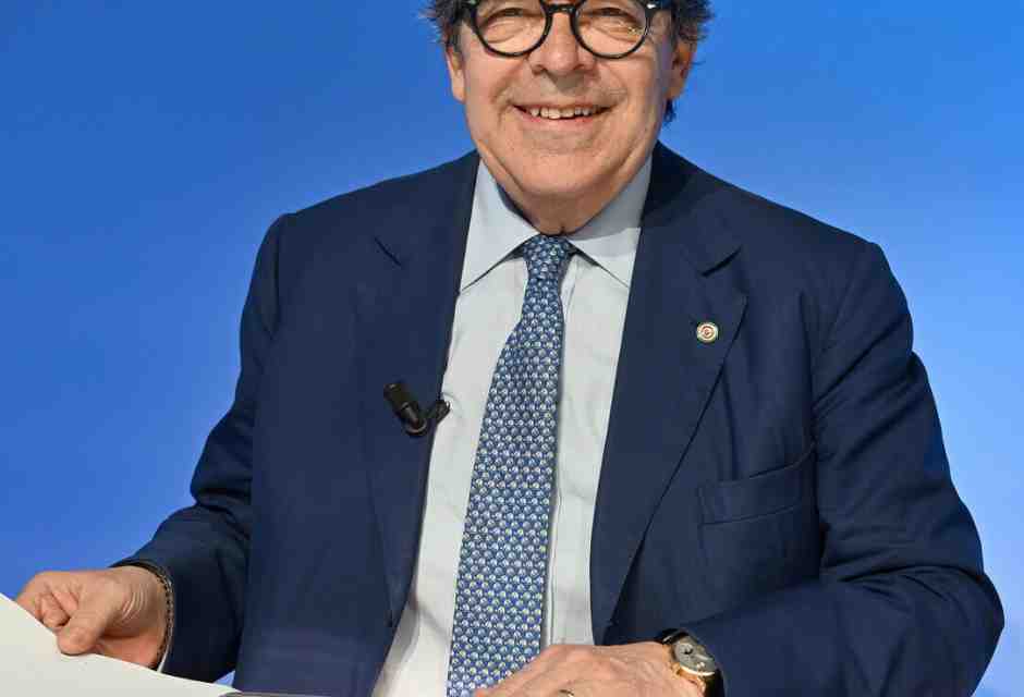 Il sì di Enzo Bianco. La scelta referendaria dell’ex ministro, sindaco di Catania e cofondatore di Margherita e Pd