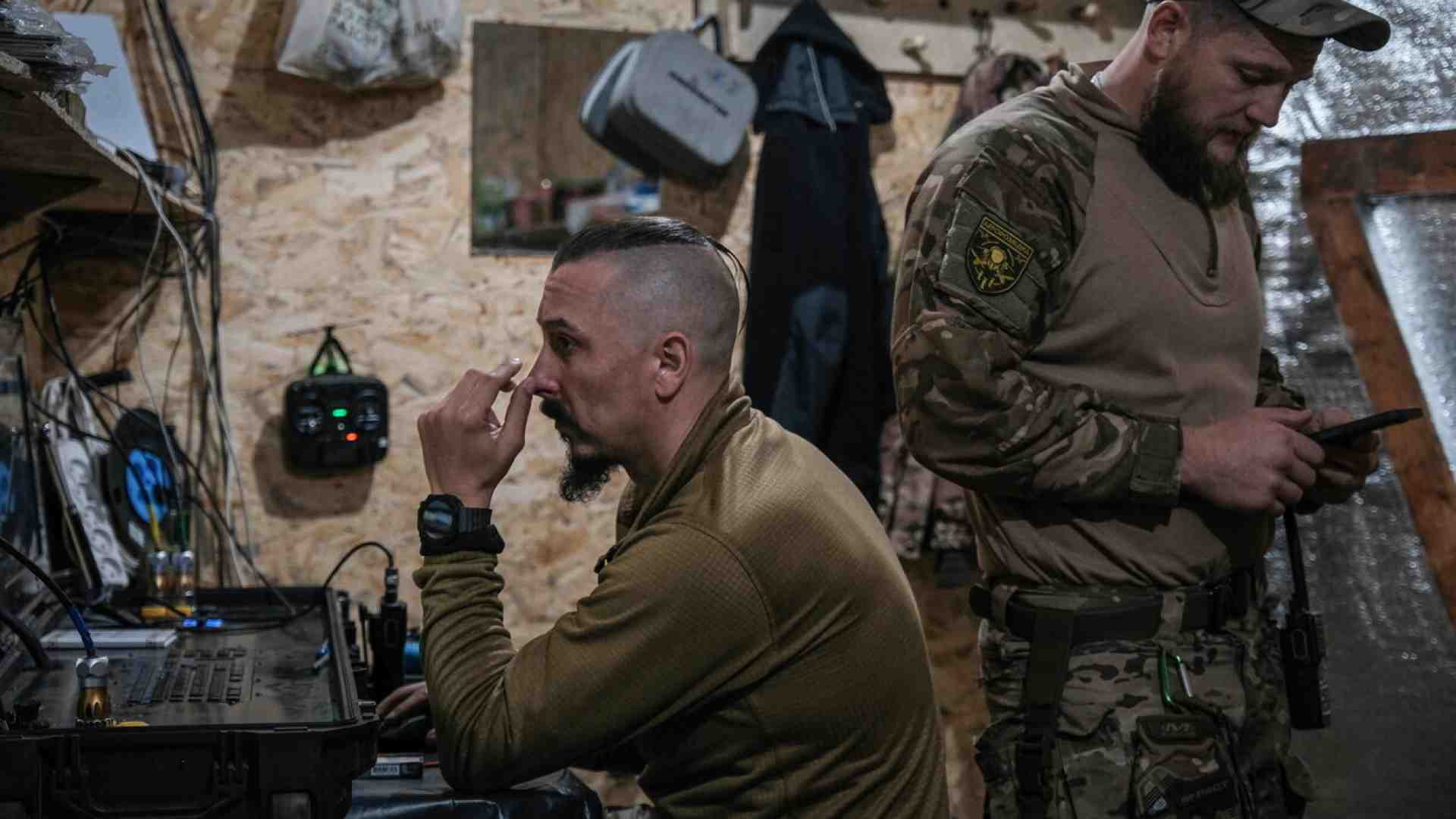 Putin ha già annunciato la caduta di Pokrovsk, ma gli ucraini resistono. I soldati ci raccontano come