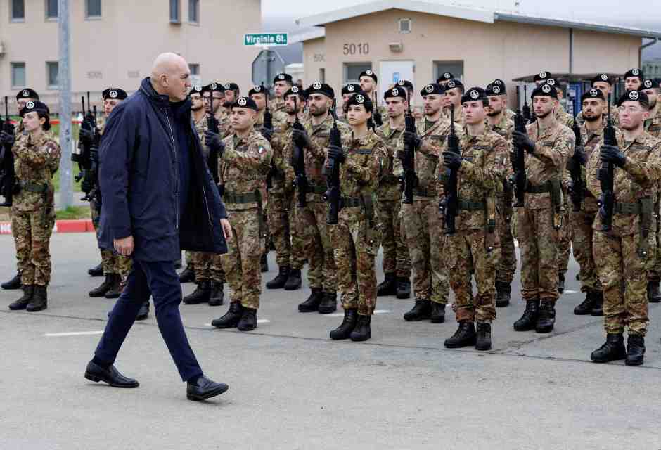 Un traffico anomalo su pagine sensibili del ministero della Difesa italiano porta a indirizzi cinesi