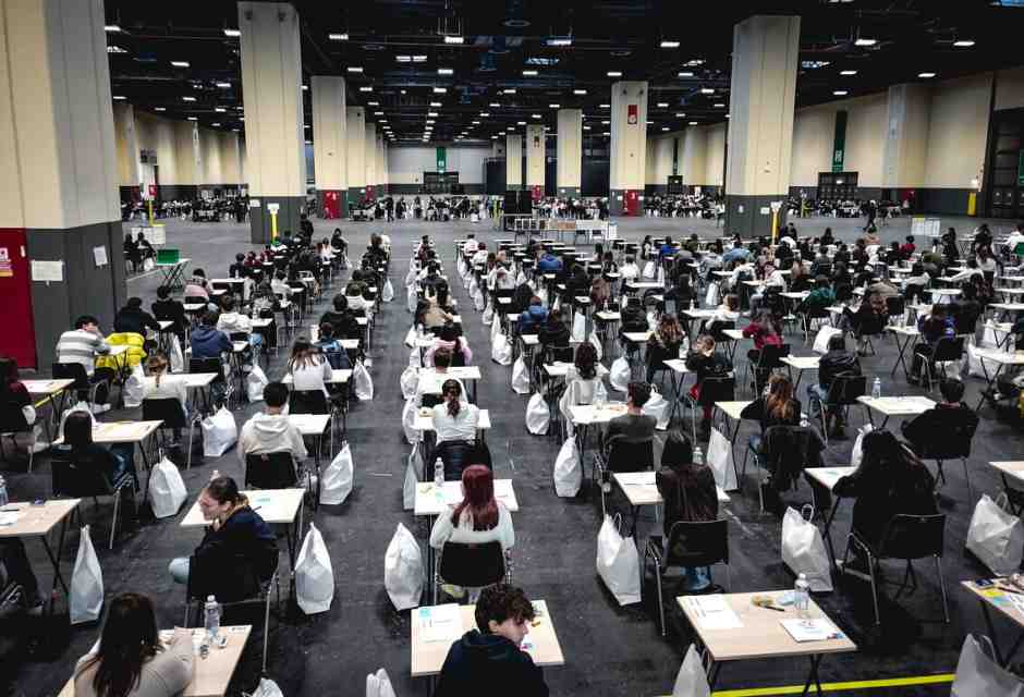 Gli studenti italiani hanno un problema con la Fisica? Un girotondo di opinioni