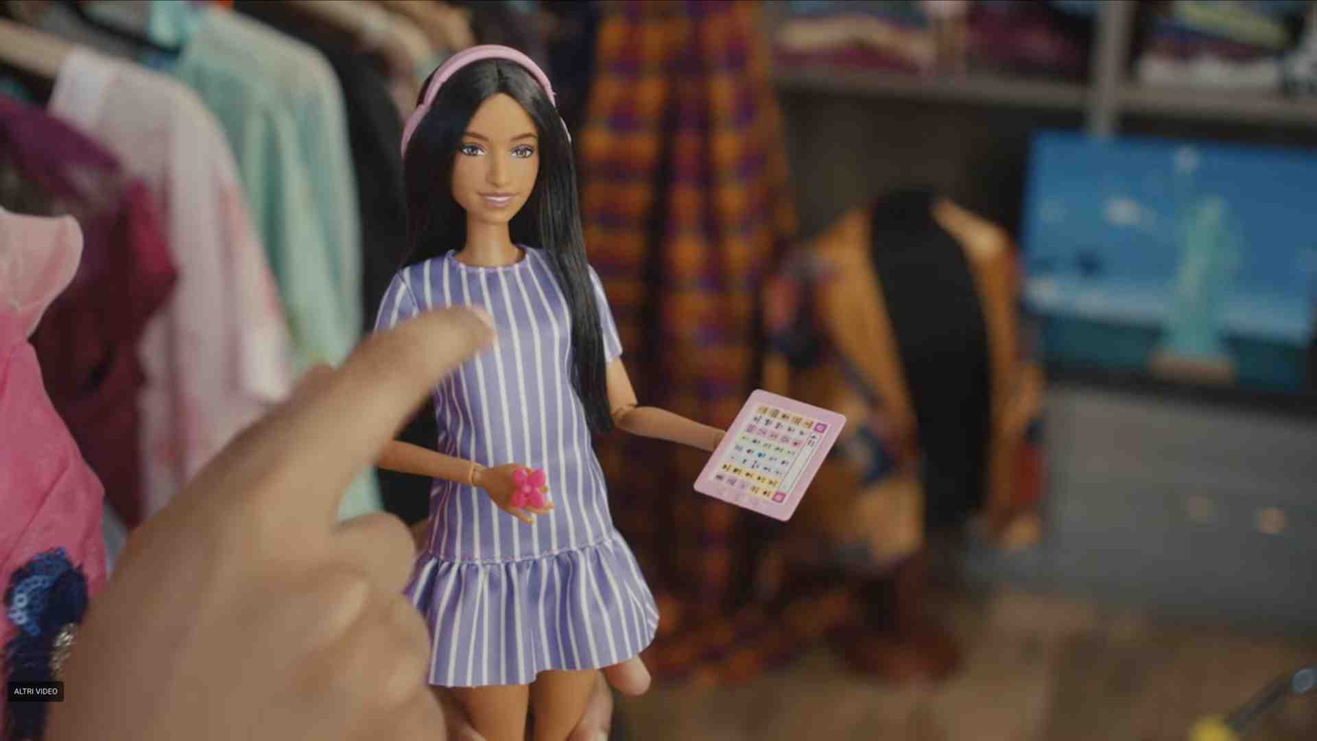 La Barbie autistica serve più ai bambini o agli adulti?