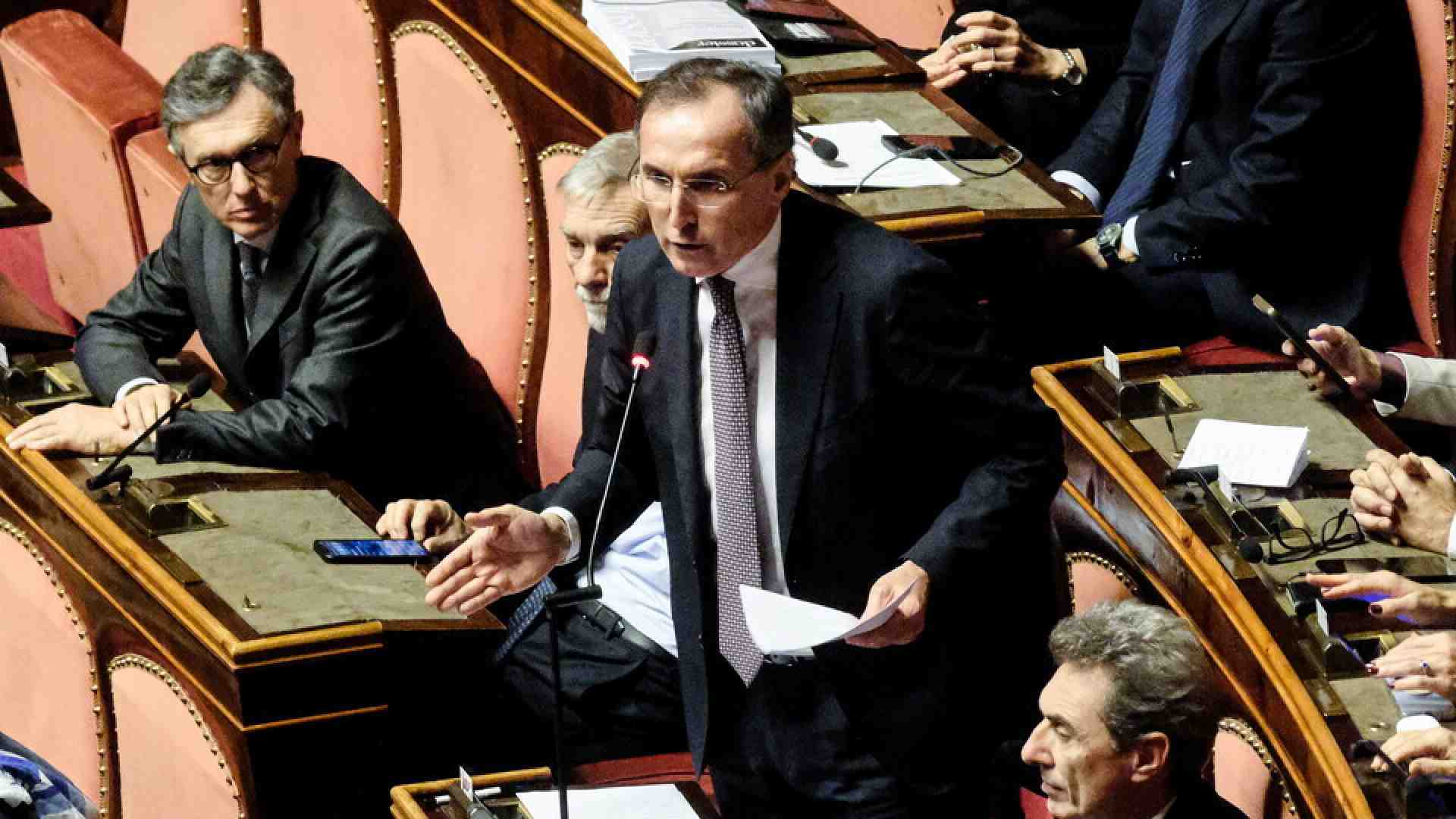 Boccia: "Il Pd tiepido sull'Iran? Cazzate. Siamo pronti a scendere in piazza con gli altri partiti"