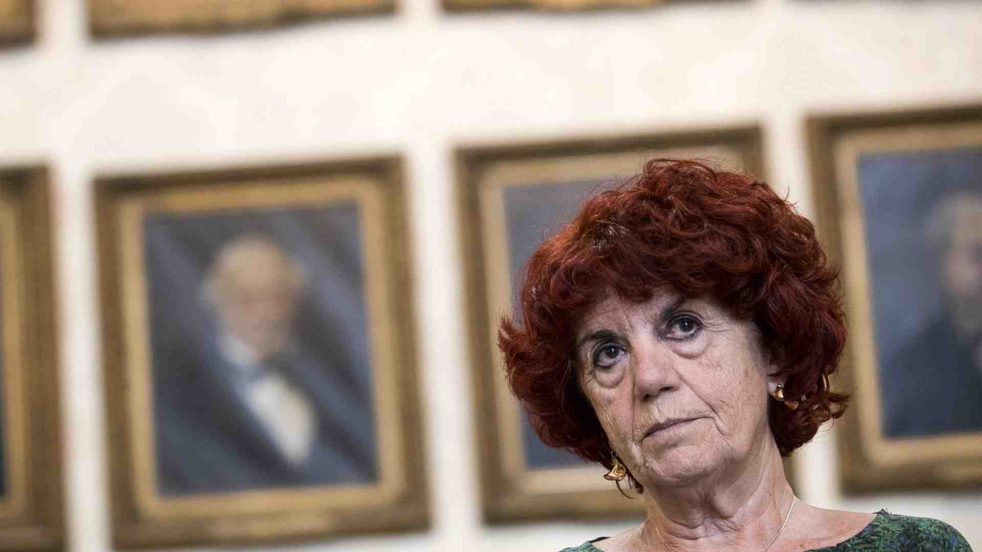In ricordo di Valeria Fedeli: dal sindacato al governo della scuola, il pragmatismo e i princìpi di una riformista