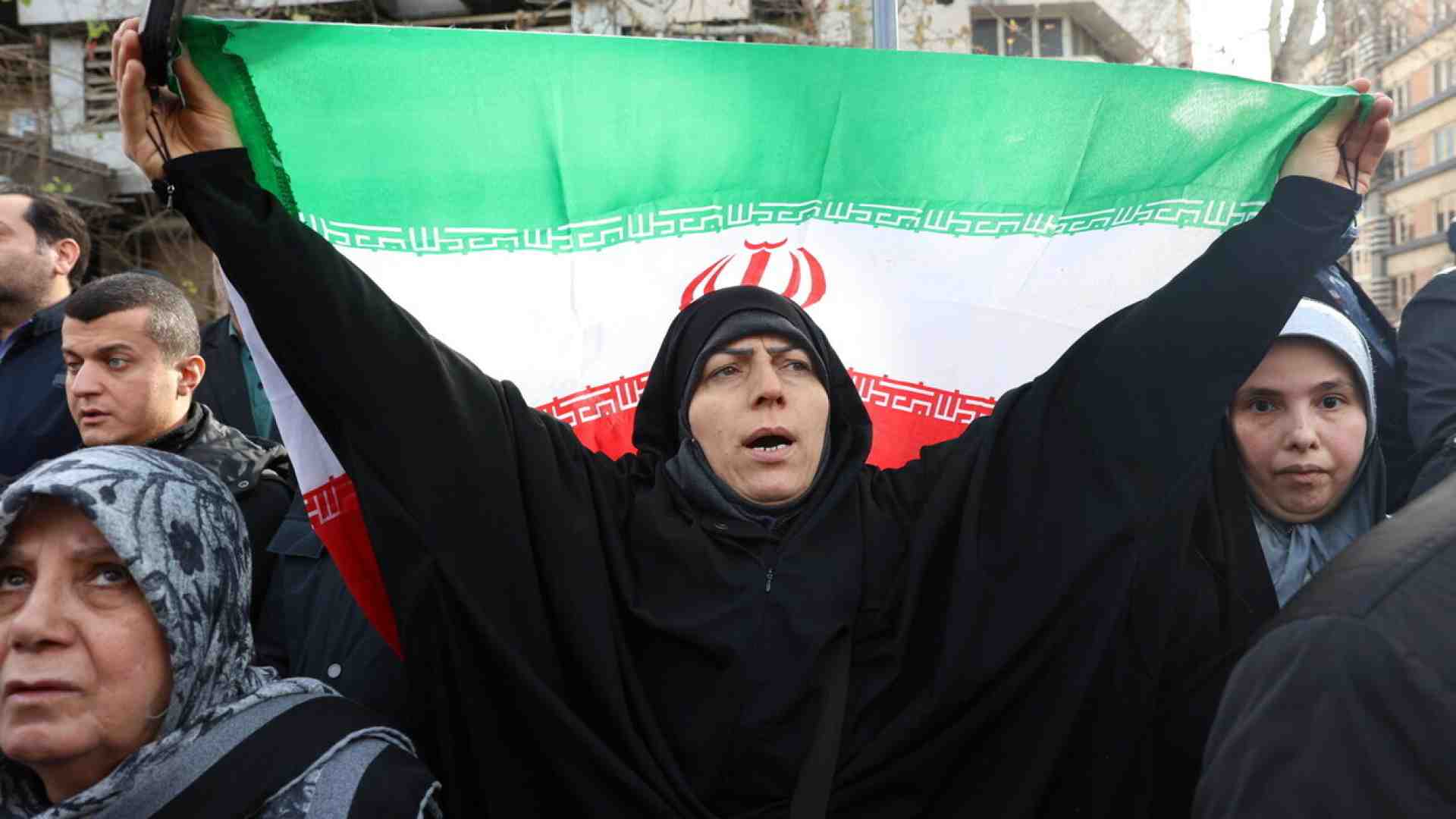 Per l’ente dell’Onu che si occupa dei diritti delle donne, le iraniane non esistono. Khamenei ringrazia