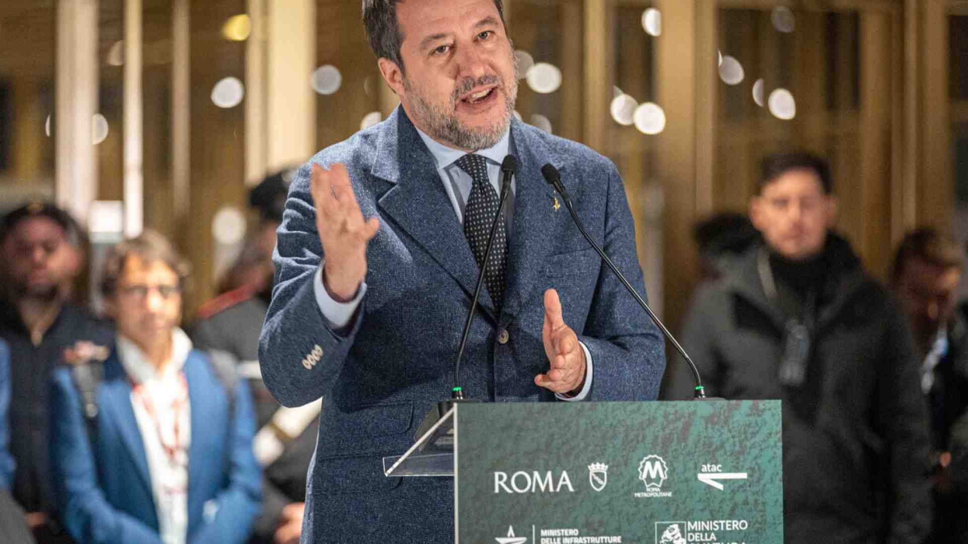 “Ognun per sé”: soldi e strategie, così la destra sul referendum sembra il campo largo