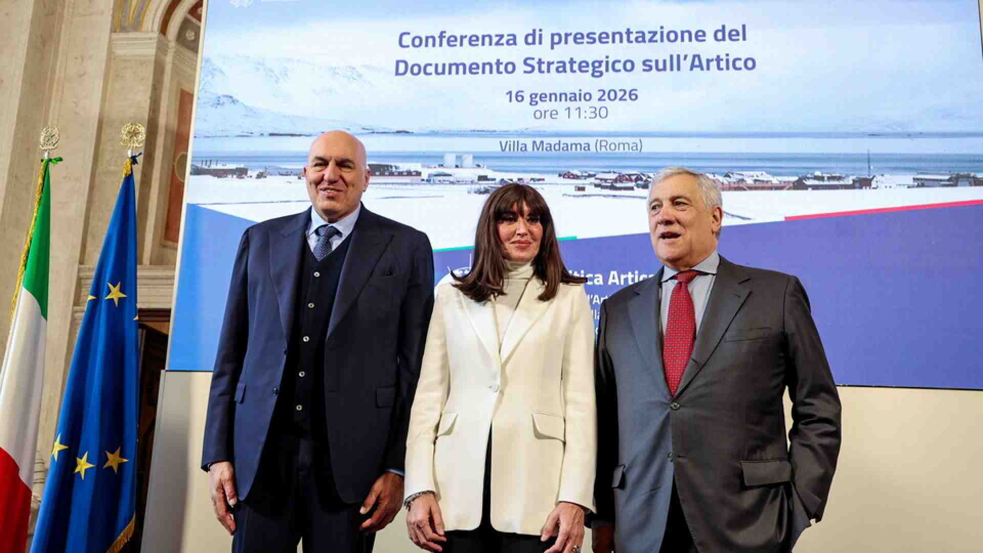 Cosa prevede la strategia dell'Italia sull'Artico. Meloni: "Quadrante strategico per Nato e Unione europea"