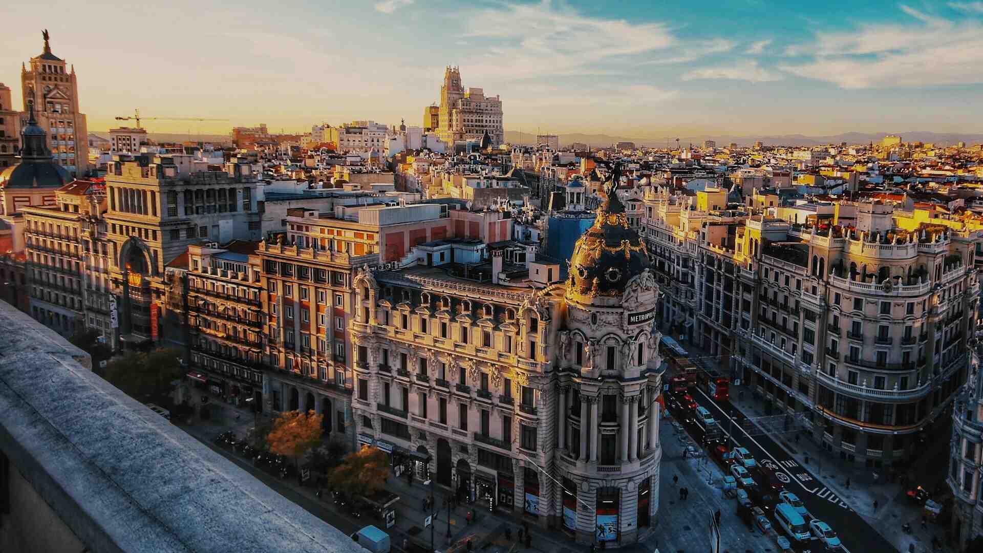Modello Madrid: meno tasse, più deregulation. La ricetta liberale di Ayuso