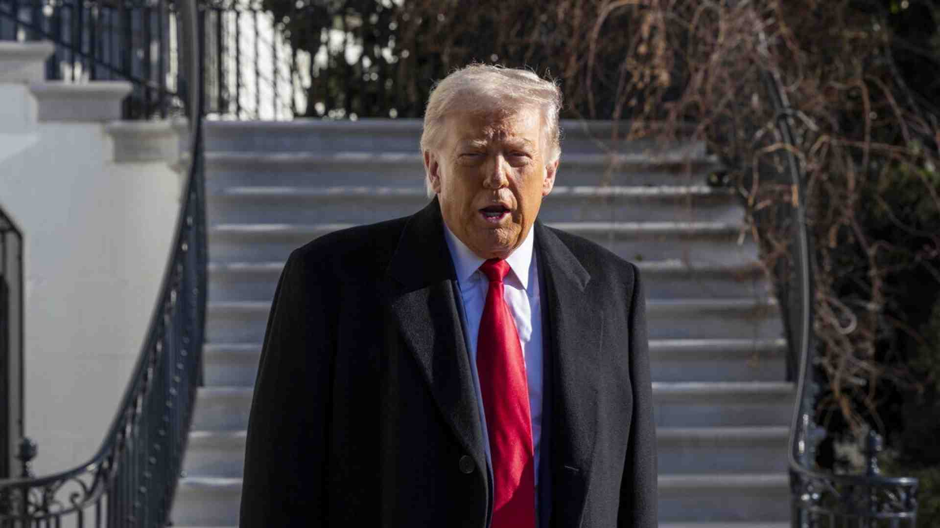 Minneapolis è fuori controllo e Donald Trump è alle strette