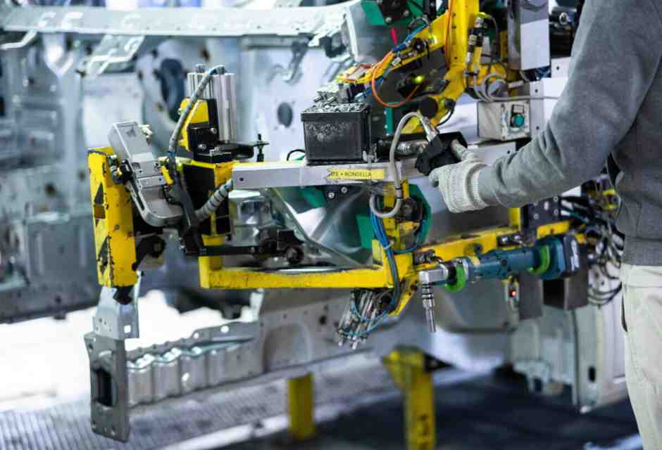 Dietro alla risurrezione del manifatturiero c’è tanta Germania e poca legge di Bilancio