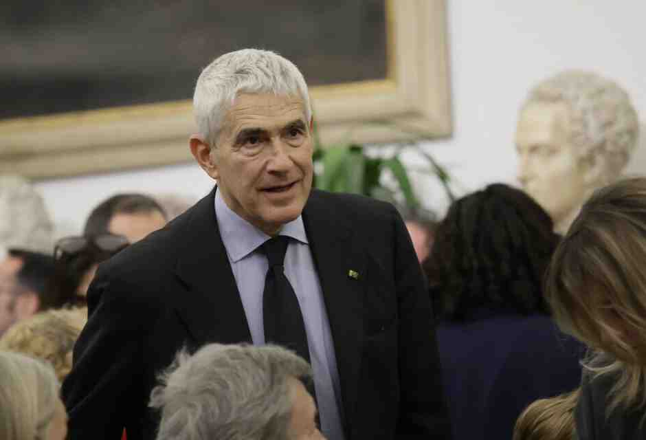 Casini: "Per la Groenlandia occorre un sovranismo europeo della difesa. Il M5s sull'Iran? Incomprensibile"