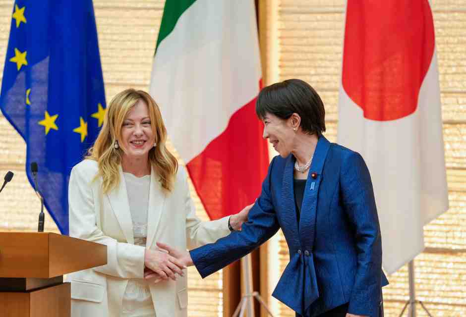 Meloni incontra Takaichi a Tokyo: “Crediamo molto nell’alleanza Italia-Giappone”