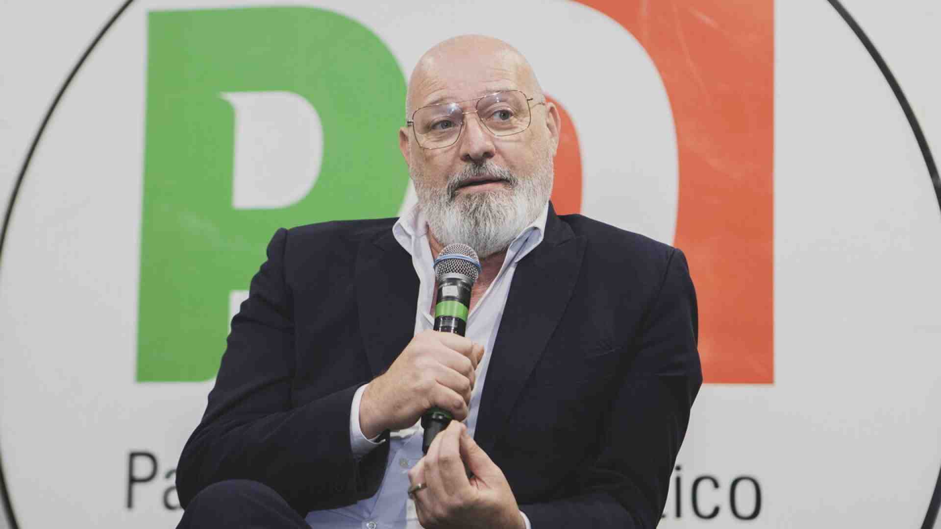 Bonaccini 'o sarracino. Una riunione a Napoli con Salis e contro Guerini