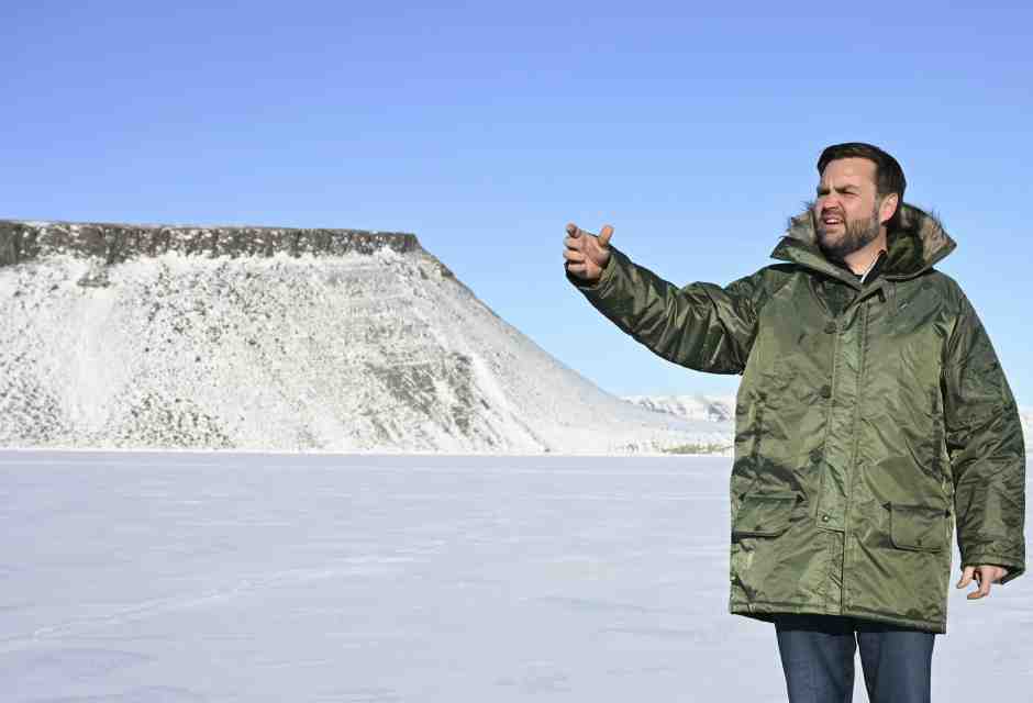 Gli intellò conservatori cattolici americani contro l'assalto alla Groenlandia