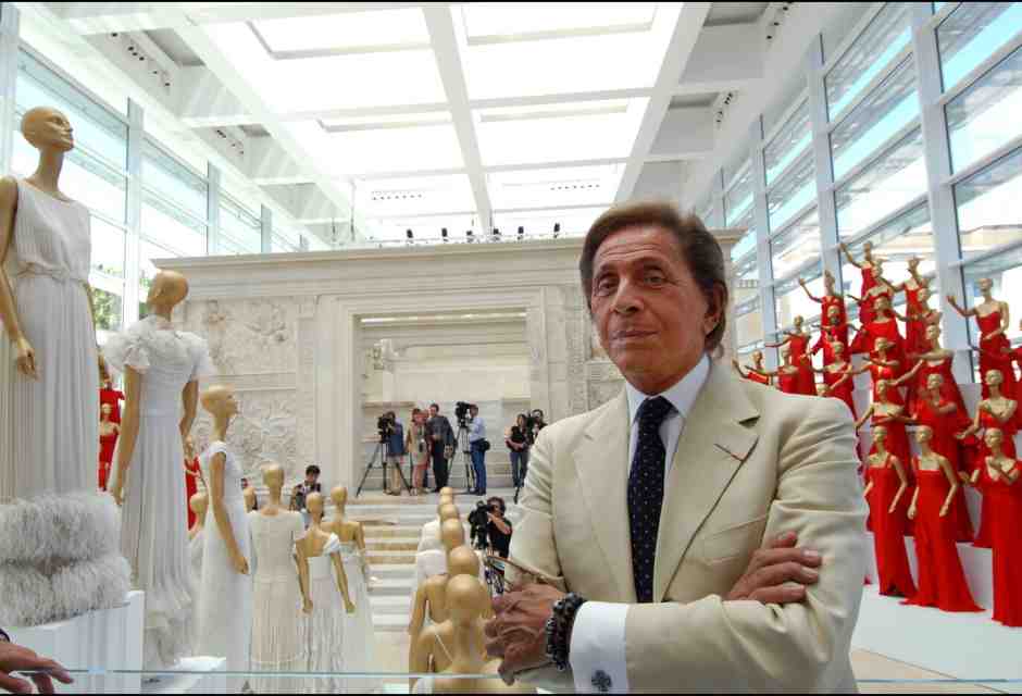 Vita da Valentino. Che cosa ci dice la storia di un mito sulla parabola dei brand destinati a non durare