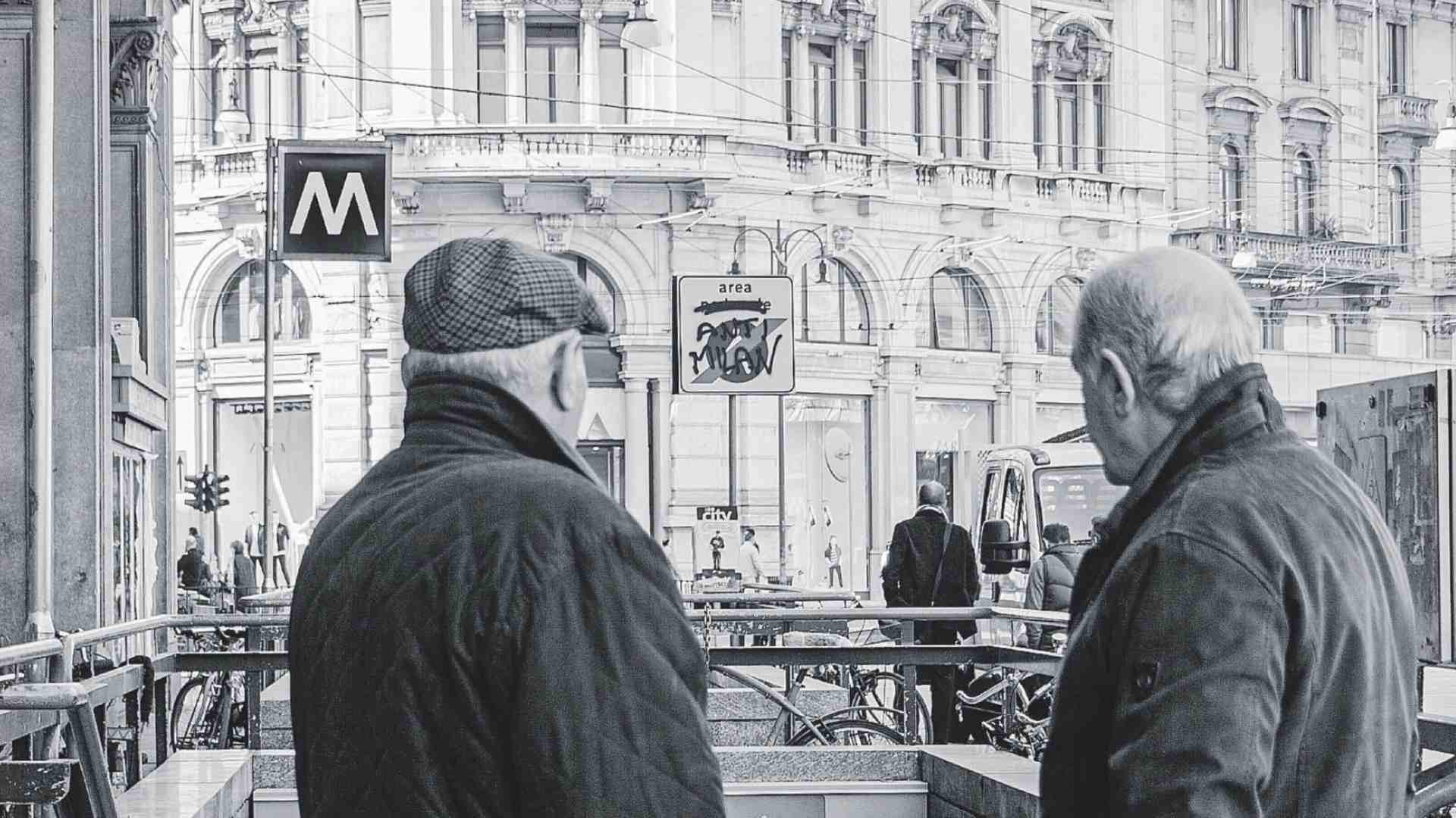Milano capitale dei Poco Ricchi, ma contro Sala arriva il neo paninaro