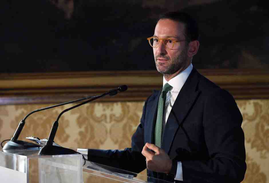 Toto Mef: veto su Siri. Garavaglia e Centemero in corsa