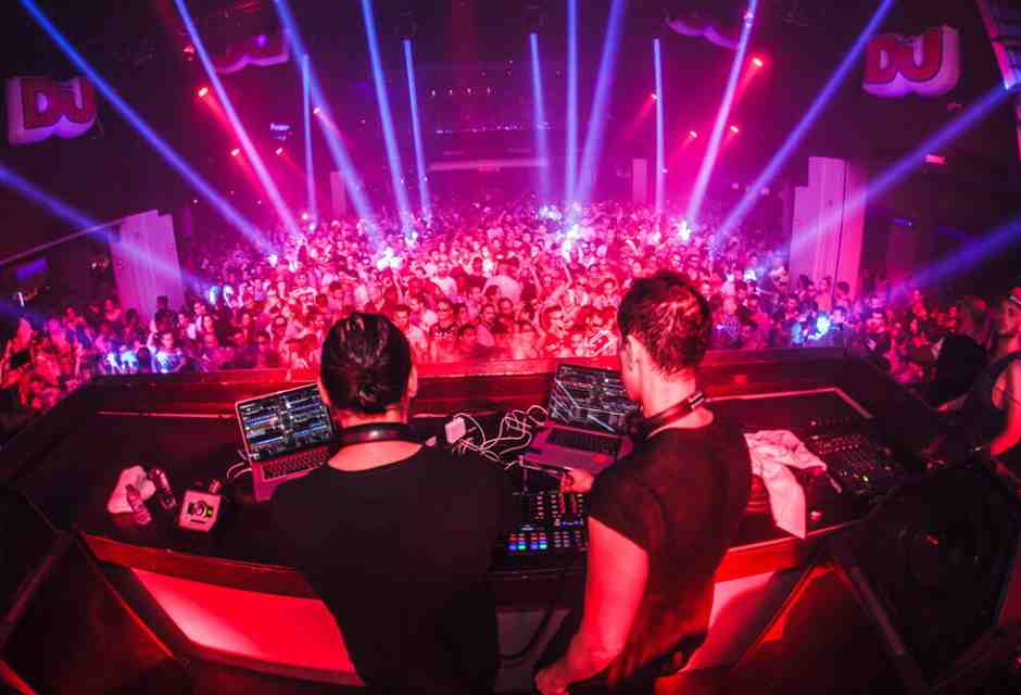 Dopo Crans - Montana scatta la stretta sui locali: "Sicurezza fondamentale ma senza caccia alle streghe"