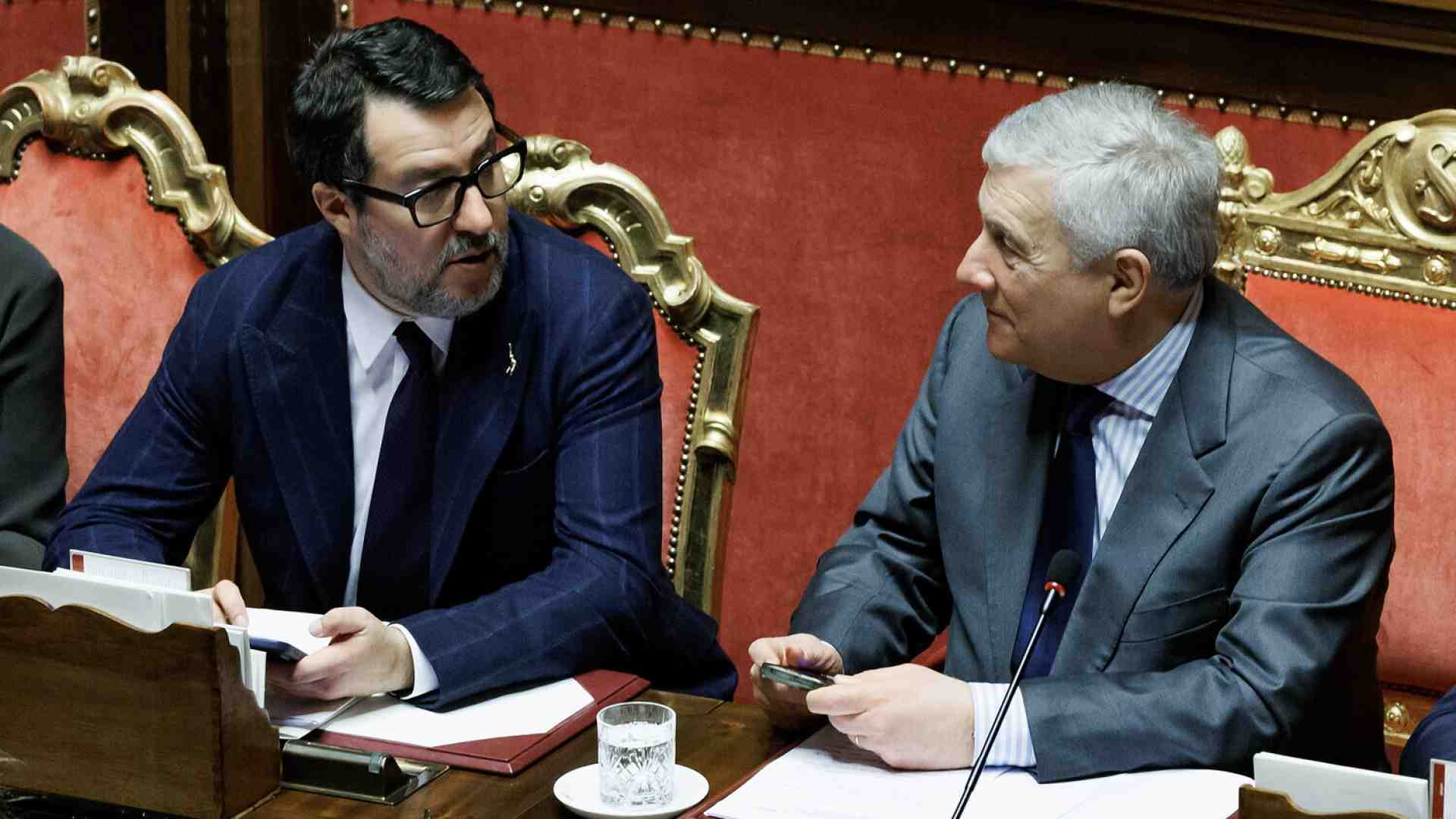 Da Freni alla sicurezza: tutte le dita negli occhi di Forza Italia alla Lega