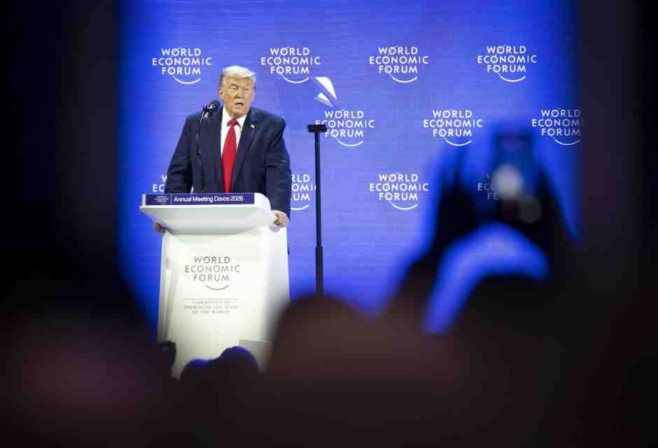 Prendere la Groenlandia "è una piccola richiesta" alla Nato, dice Trump a Davos. Se la risposta è no, ci saranno conseguenze