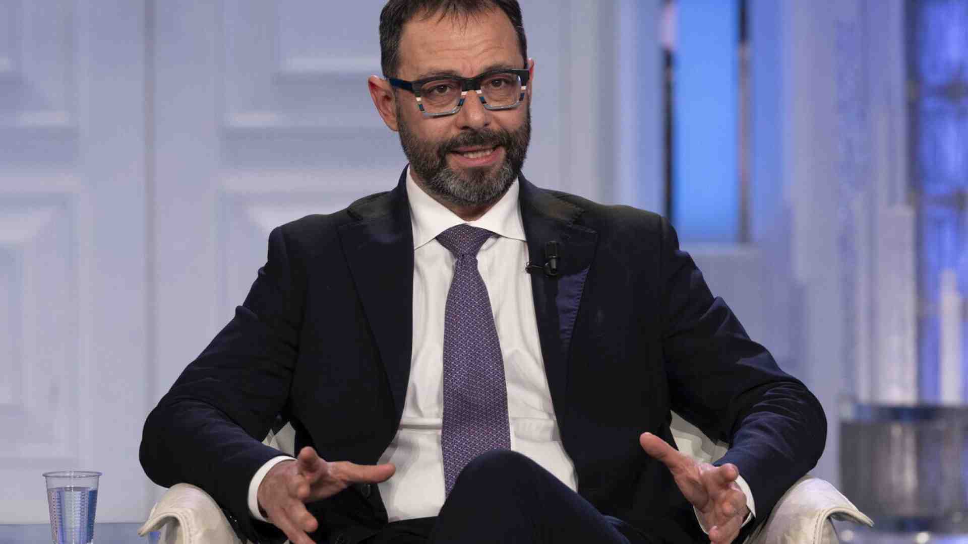 Le opposizioni vanno da La Russa per chiedere lo sblocco della Vigilanza Rai. Patuanelli (M5s): "Situazione inaccettabile"