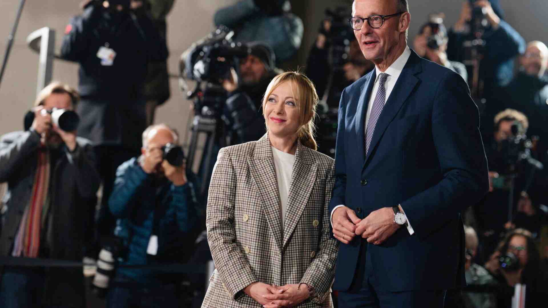 Tutti i punti dell'accordo Meloni-Merz per rilanciare la competitività europea. L'anticipazione del Foglio