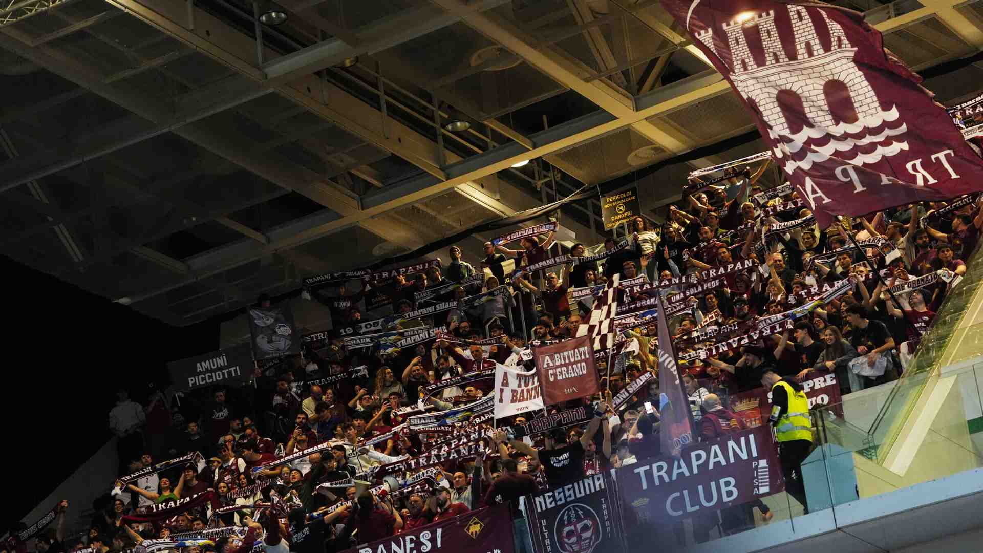 Sono 30 anni che il basket italiano sopravvive a fallimenti e rinunce