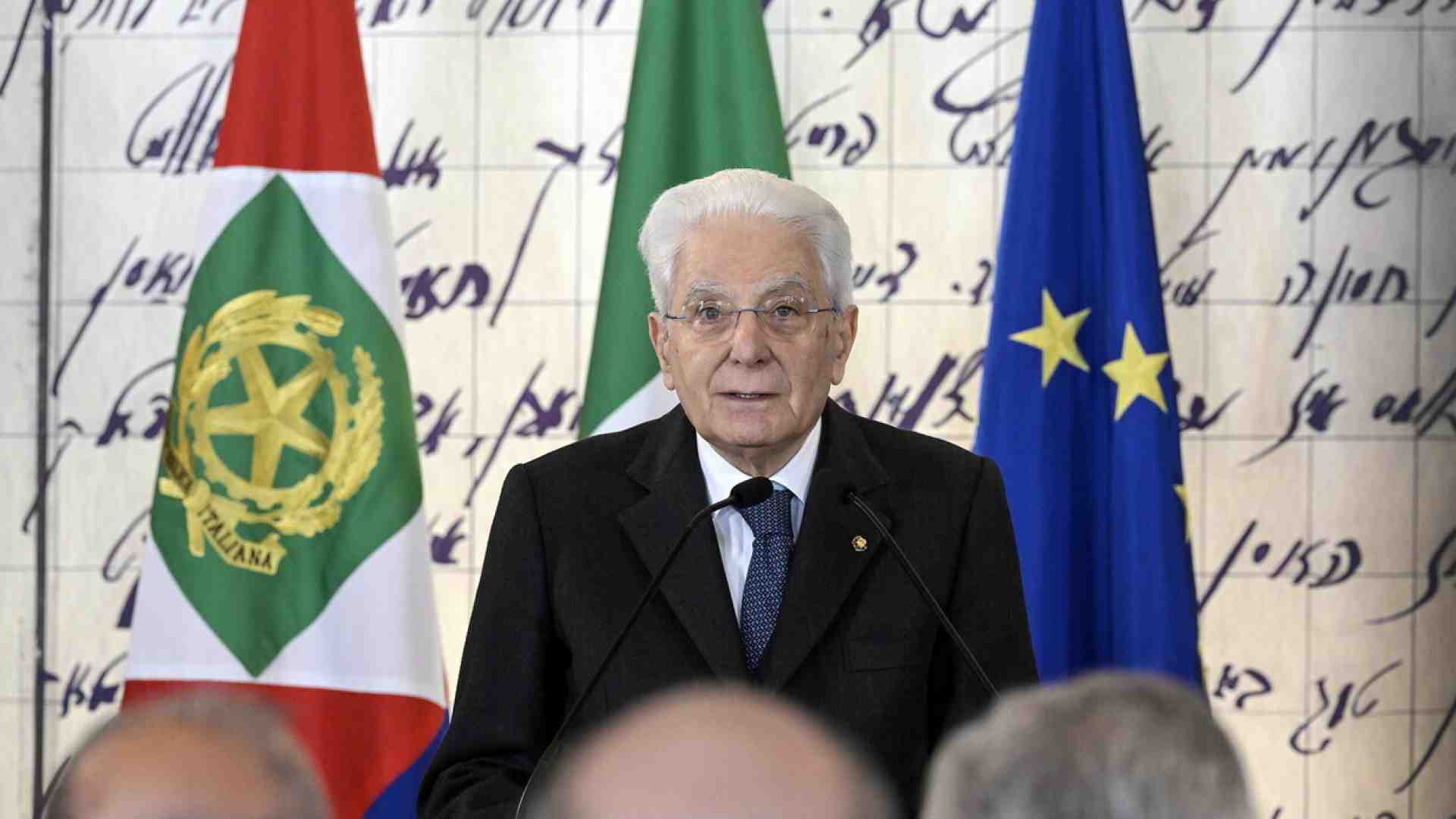 Giorno della memoria, Meloni: "Condanniamo la complicità del regime fascista nelle persecuzioni"