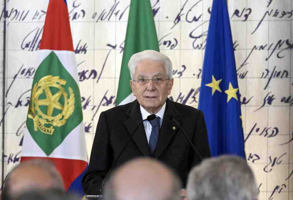 Giorno della memoria, Meloni: "Condanniamo la complicità del regime fascista nelle persecuzioni"