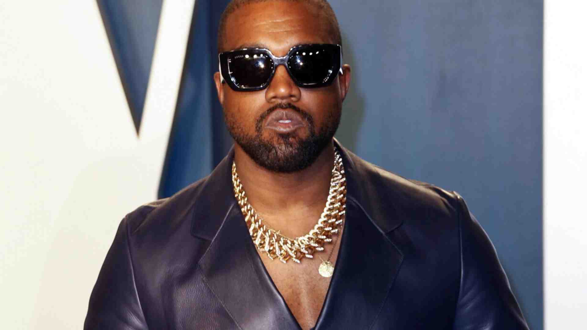Kanye West si scusa per i suoi sproloqui contro gli ebrei. Ora mancano tutti gli altri