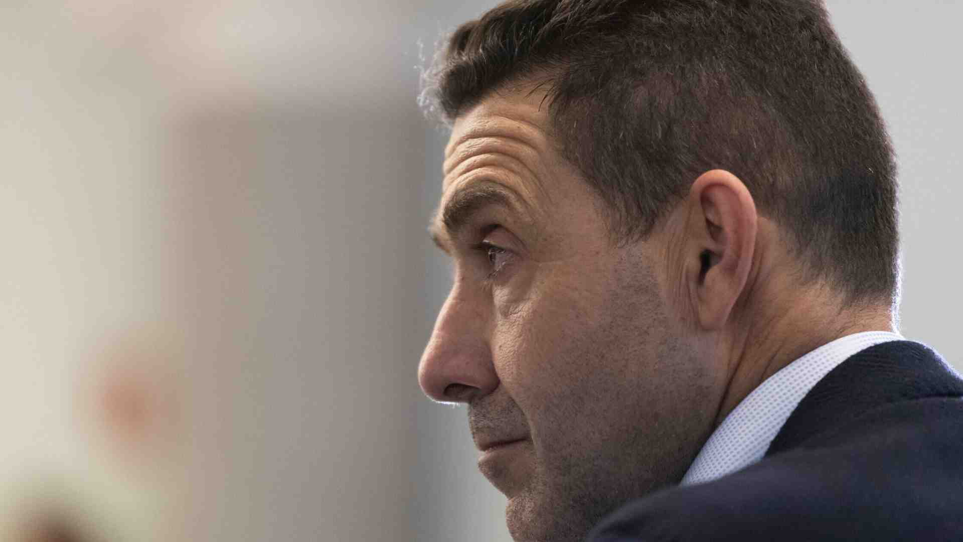 Meloni e il caos Vannacci. Salvini "inadatto" a negoziarci. Simboli e sparate per cercare l'espulsione