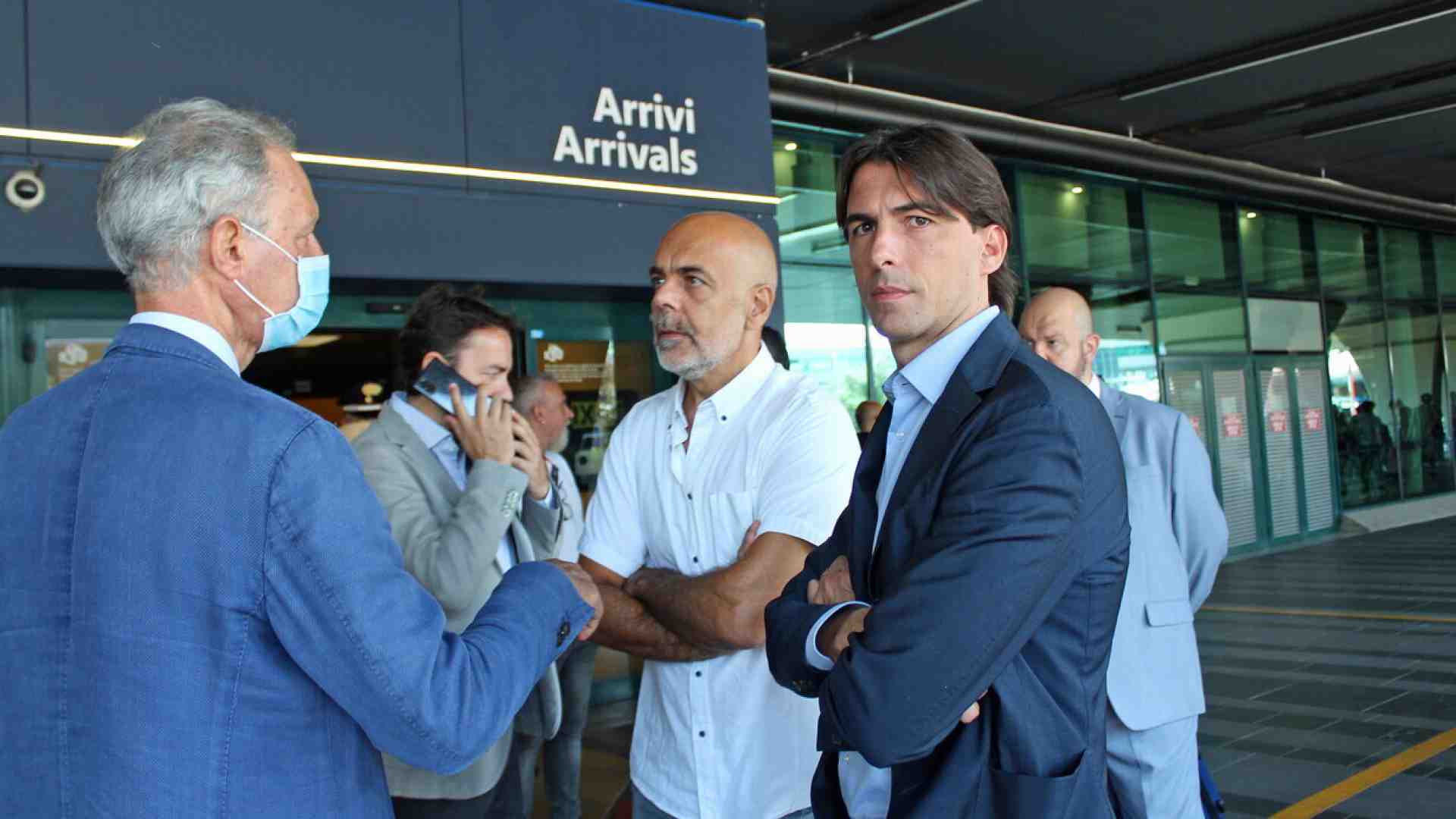 Onorato tassinaro. L’assessore in Italia sogna di federare i civici liberali, ma a Roma è il patrono dei tassisti