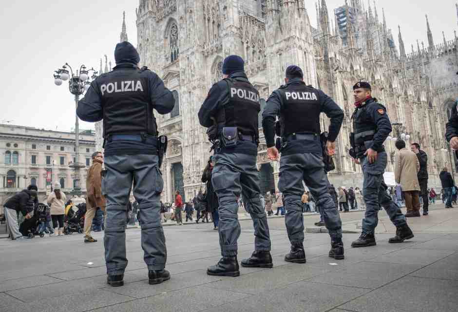 Squadre, squadracce, atleti, sex symbol, presidenti e molte deviazioni. Arriva la pazza Milano-Cortina