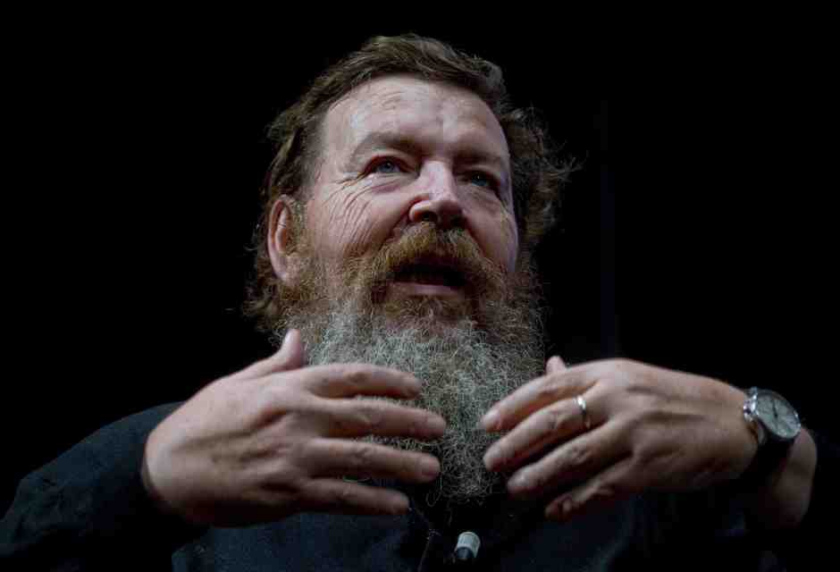 "Chiedo scusa, ho una notizia". Gli auguri di Giuliano Ferrara per i trent'anni del Foglio