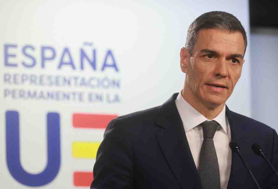 La politica migratoria di Sánchez e il tavolo traballante della sua maggioranza