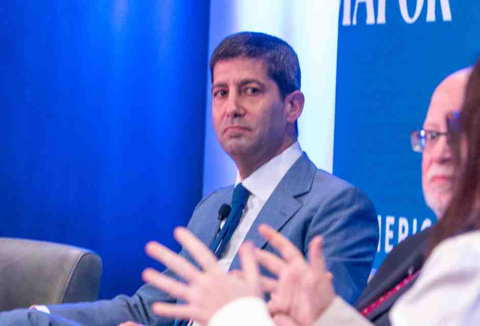 Addio a Powell. Trump nomina Kevin Warsh alla guida della Fed