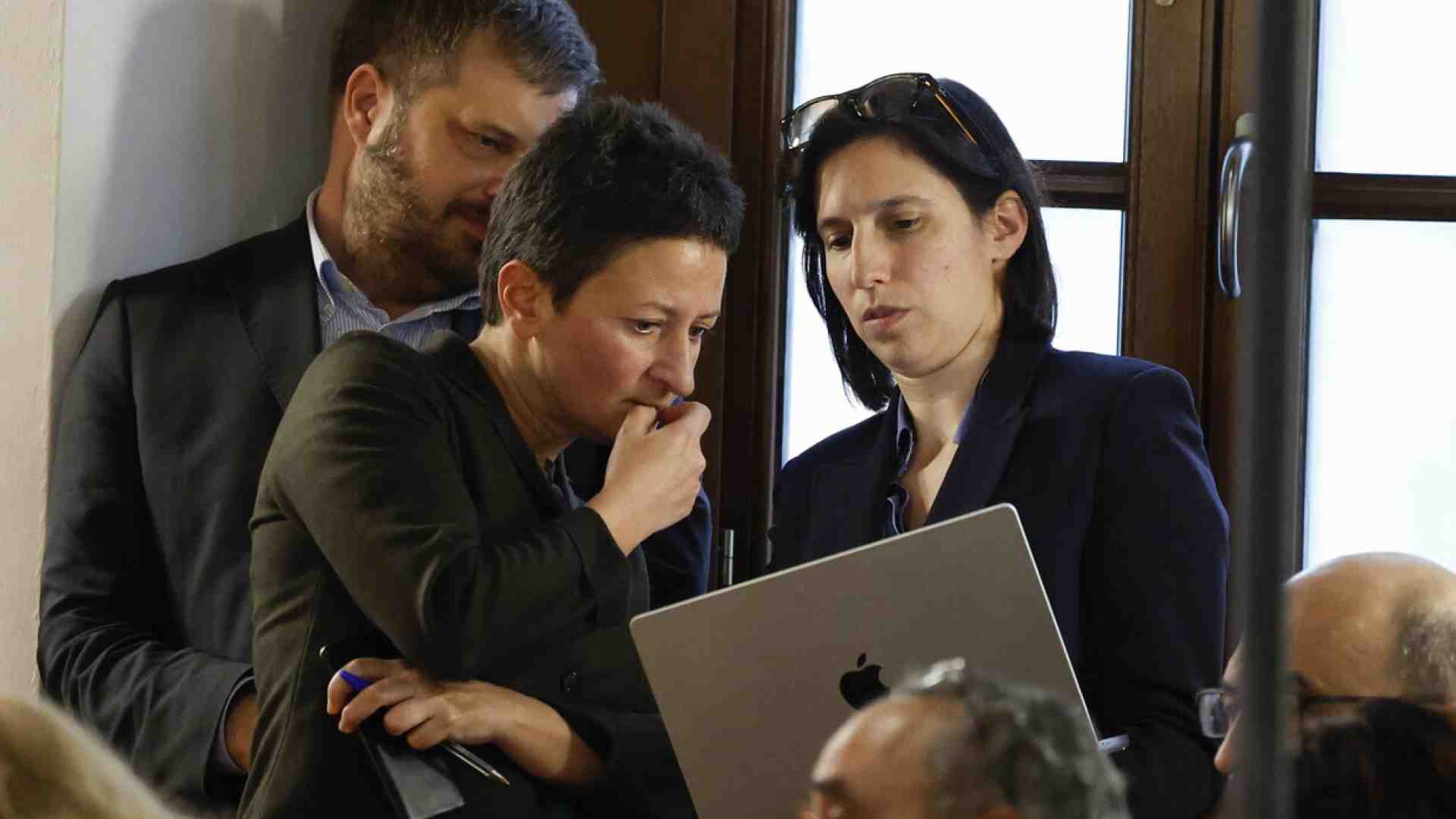 Lo scouting del Pd per dieci giovani da candidare (con mugugni tra gli anziani)