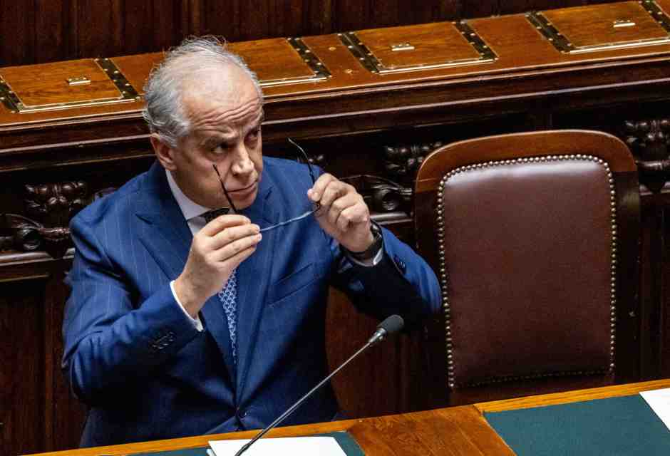 Il buon lavoro delle forze di polizia a Torino secondo Piantedosi