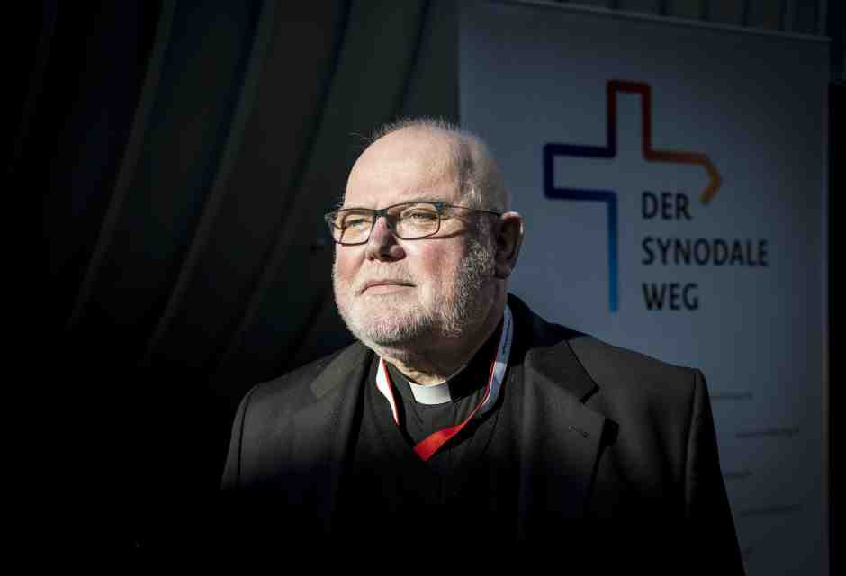 Sinodo tedesco finito, la palla passa a Roma