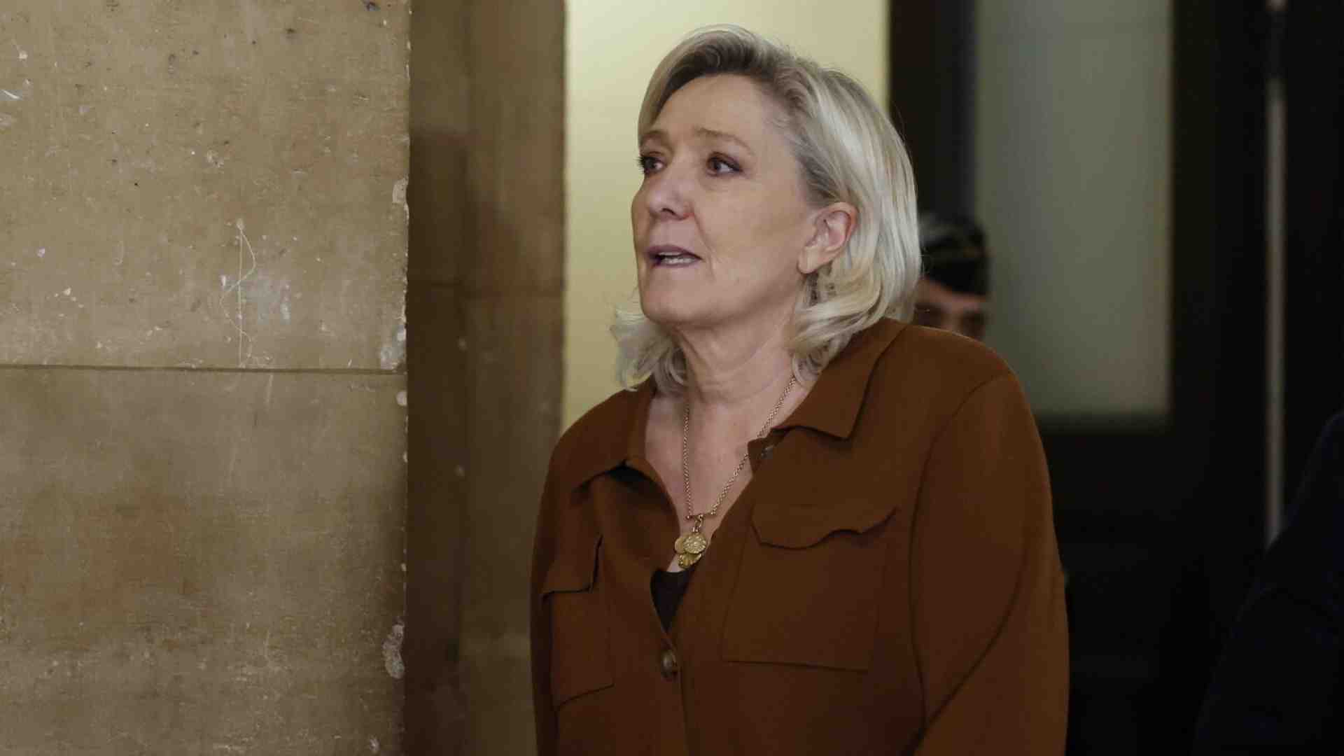Colpo di scena al processo Le Pen: spunta il dettaglio che potrebbe cambiare le prossime presidenziali francesi