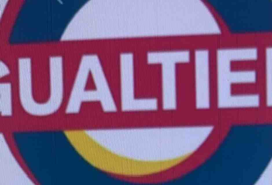 Una app per amico, “Per Roma con Gualtieri”.