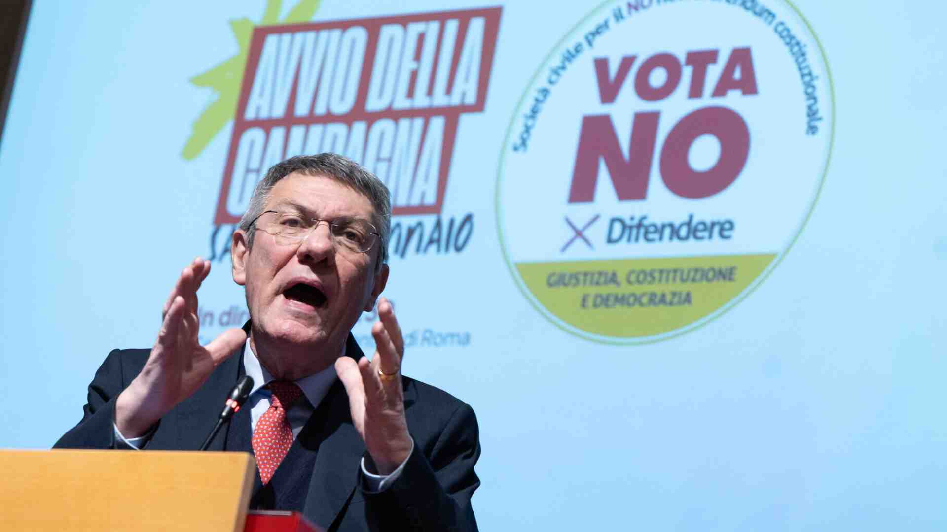 Paradosso: gli antifascisti per il No la pensano come Mussolini