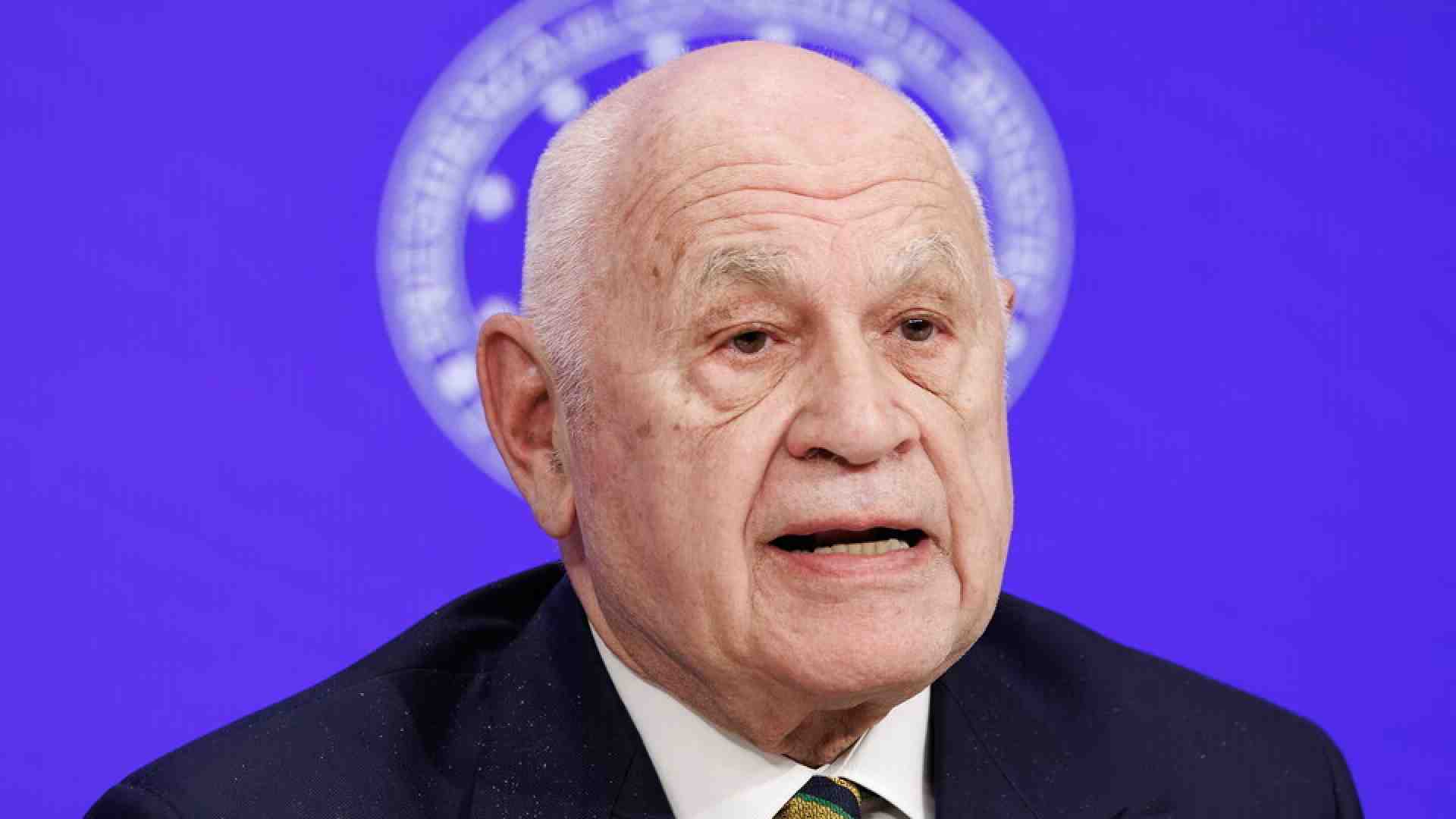 Nordio in tv, anche da Floris, per contrastare i sondaggi in calo. Minoli: "Per vincere, deve parlare in tv"